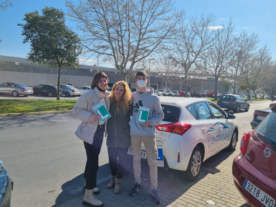 Autoescuela Larimar